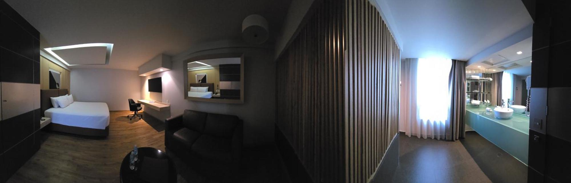 Ramada By Wyndham Mexico City Santa Fe Cidade do México Exterior foto